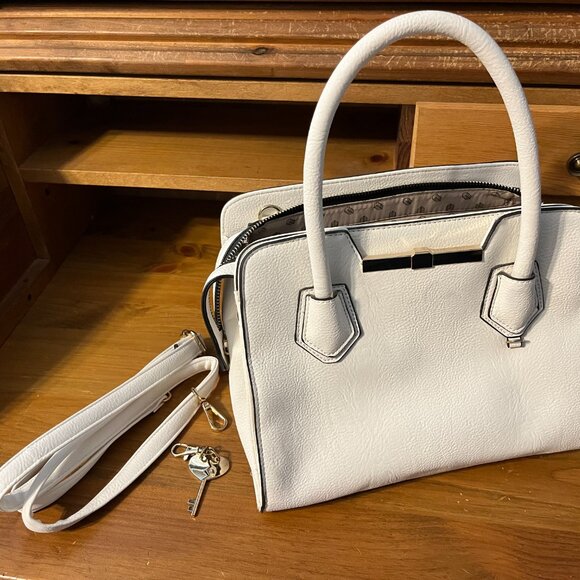 CALL IT SPRING HANDBAG - WHITE - WITH STRAP - Picture 3 of 9